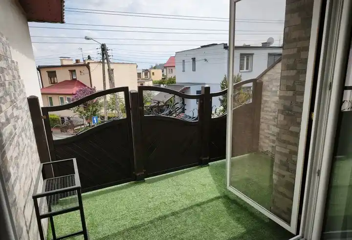 Do wynajęcia piętro domu z niezależnym wejściem-2 pokoje-balkon-Konin - zdjęcie 3