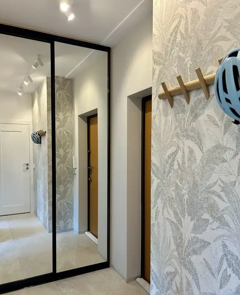 KAWALERKA DO WYNAJĘCIA – CENTRUM, PLAC ZBAWICIELA / STUDIO TO RENT - zdjęcie 7