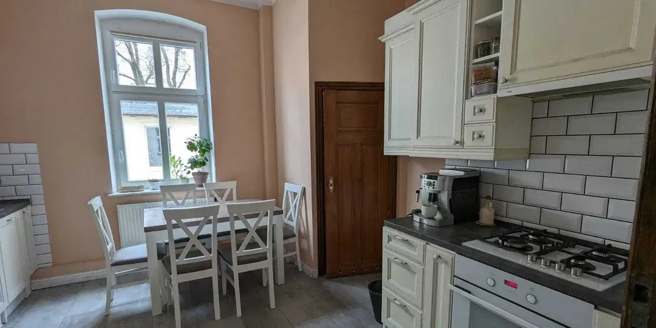 Mieszkanie 65m2 w kamienicy przy ul. Wyspiańskiego, czynsz w cenie - zdjęcie 6