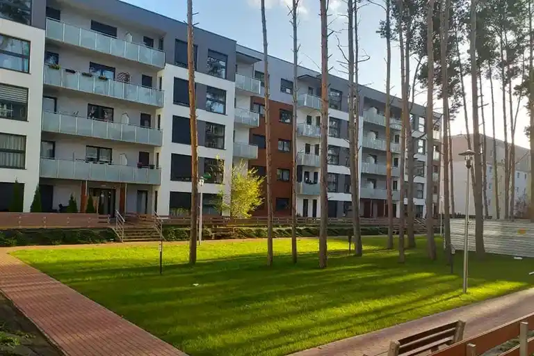 Przestronne mieszkanie 2 pokoi z balkonem i ogródkiem