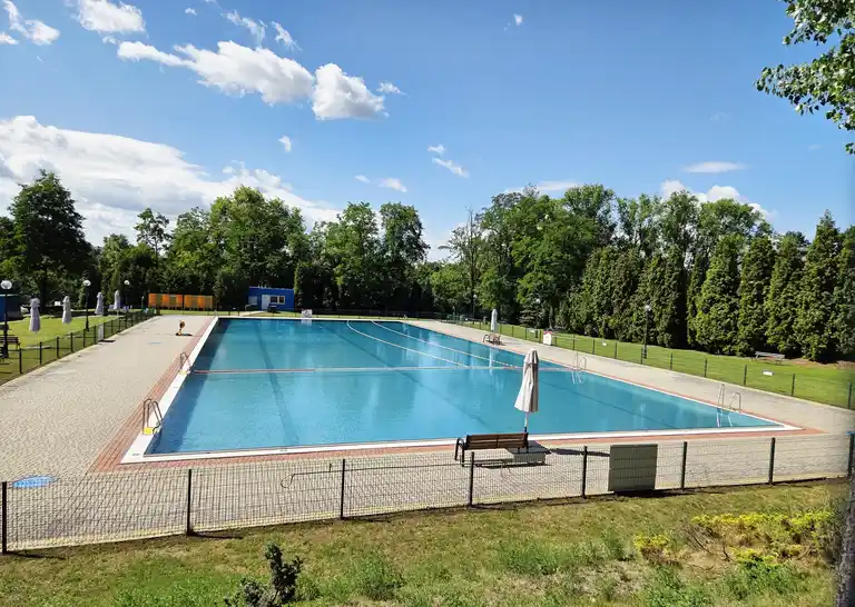 Przestronne 3 pokojowe mieszkanie, balkon, podziemne miejsce postojowe - zdjęcie 9
