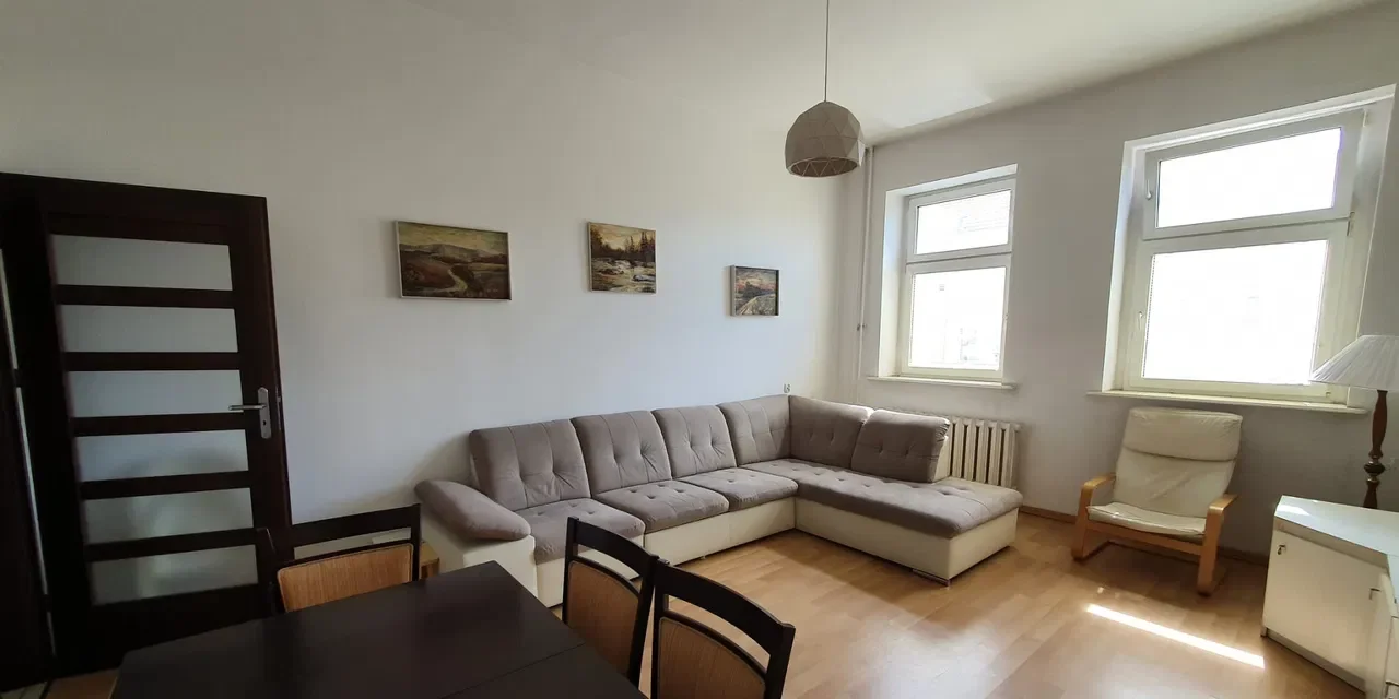 Na wynajem duży pokój w świetnej lokalizacji w pobliżu Sky Tower - zdjęcie 3