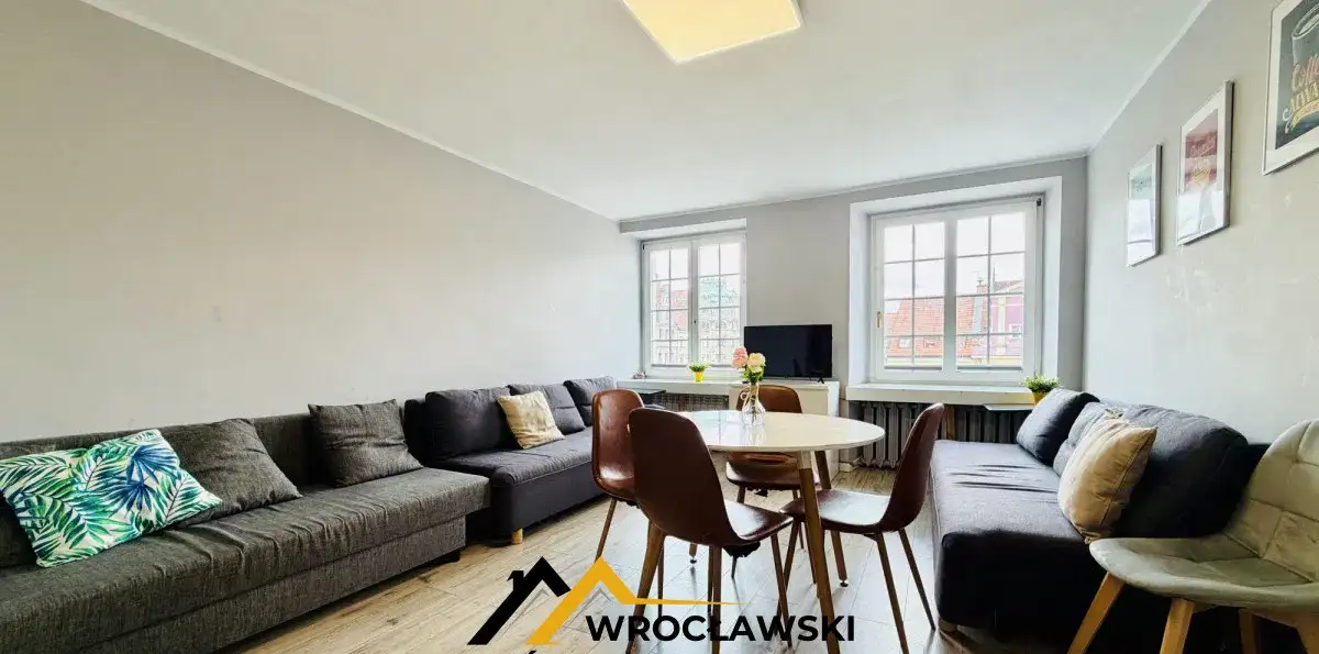 Rynek Wrocław | 54 m² | 2 pokoje i wspólny salon - zdjęcie 3