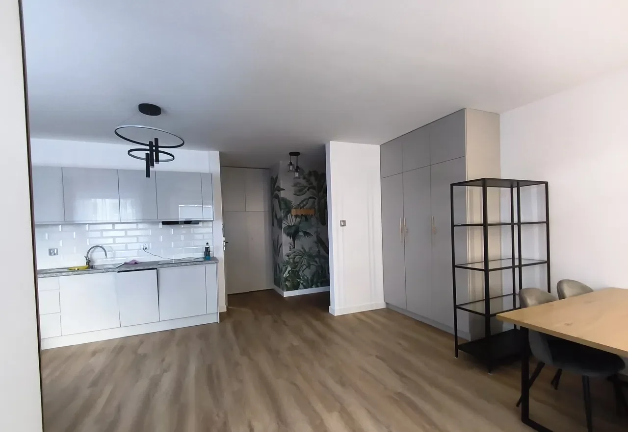 kawalerka z balkonem | Os. Piastów | Pierwszy najemca po remoncie! - zdjęcie 2
