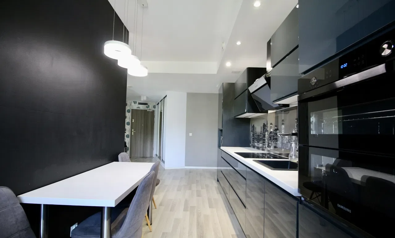3 pokoje, od zaraz, Pets Friendly, 75 m², Balkon, Garaż - zdjęcie 5