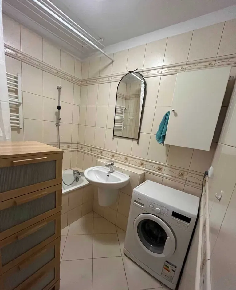 Duży pokój z garderobą na poznańskim Grunwaldzie; spokojnie, cicho i zielono - świetnie skomunikowana lokalizacja! - zdjęcie 7