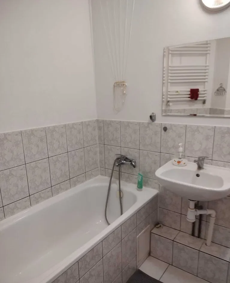Kawalerka 33 m2, 2 pokoje, 2 piętro, blok, miejsce postojowe - zdjęcie 5