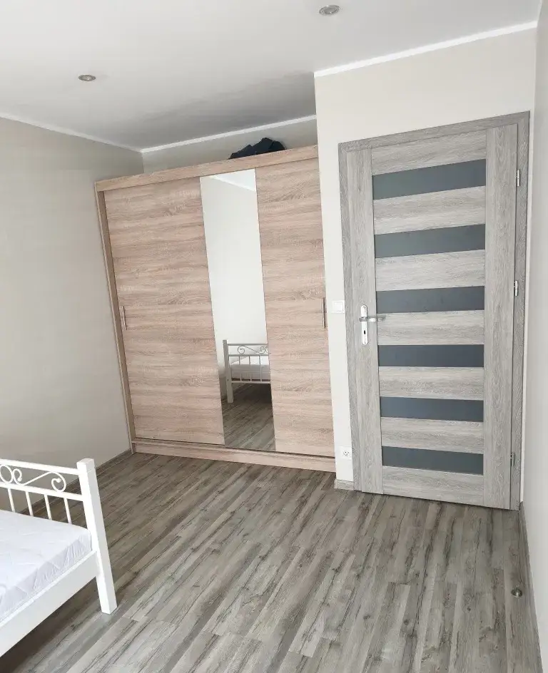 Pokój jednoosobowy przy ul. Bieńczyckiej w Krakowie - zdjęcie 2