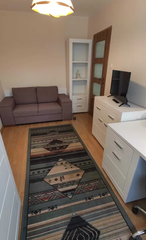 Do wynajęcia nowoczesny pokój 1 os. przy starówce ul. Smętka - zdjęcie 2