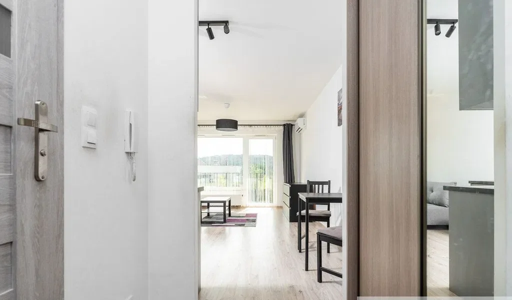Kawalerka 30 m² Kosocicka Kraków - zdjęcie 8