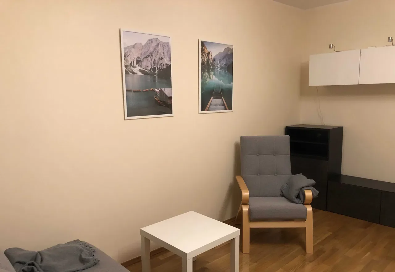 Pokój 19 m2 metro Kabaty, Ursynów 1700zł cena całkowita - zdjęcie 3