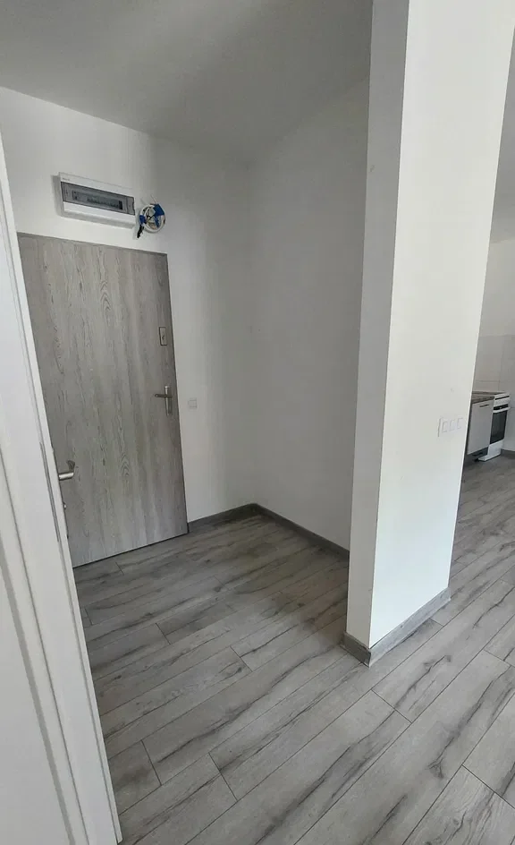 Wynajem  2-pokojowego mieszkania w nowym bloku z parkingem - zdjęcie 5