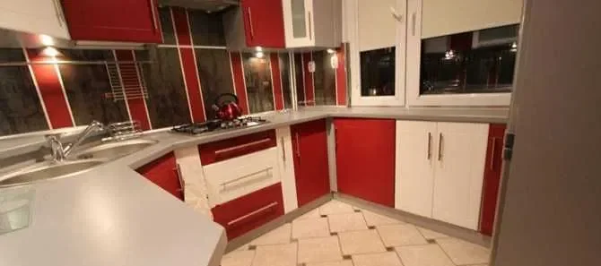 Sacharowa 107, Widzew, 3 pokoje z widokiem na park - zdjęcie 3