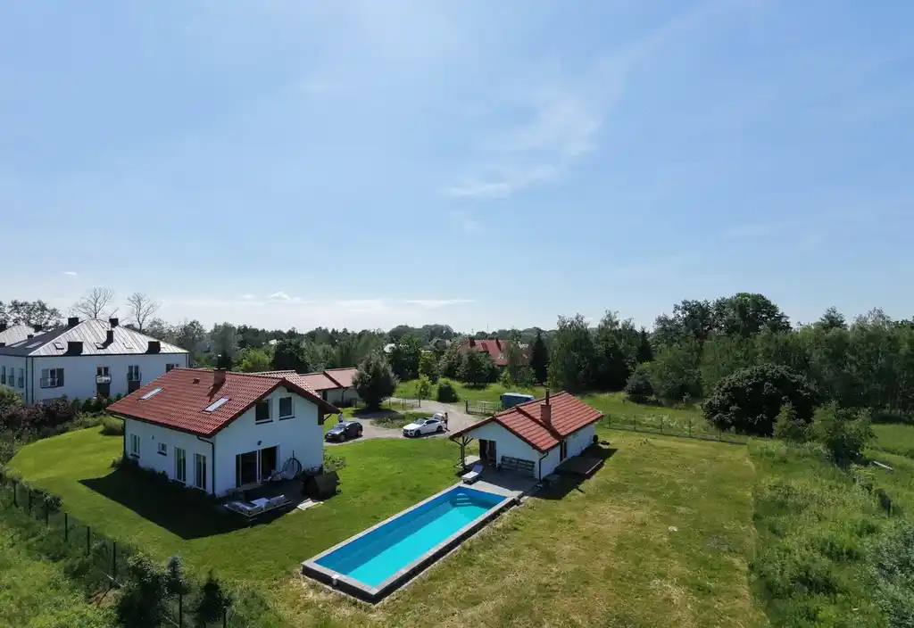 Wyjątkowy dom z basenem, sauną i jacuzzi | 3000 m² działki | Czosnów