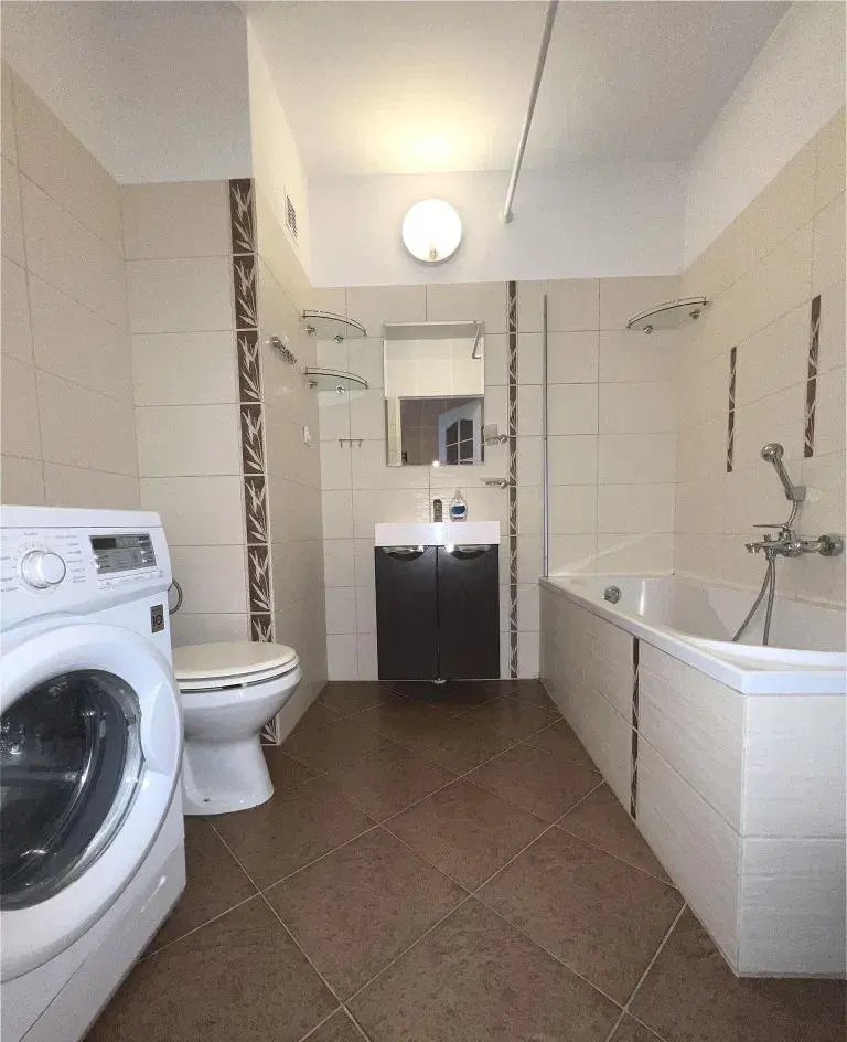 3-pokojowe mieszkanie z garderobą,balkonem,piwnicą - zdjęcie 5