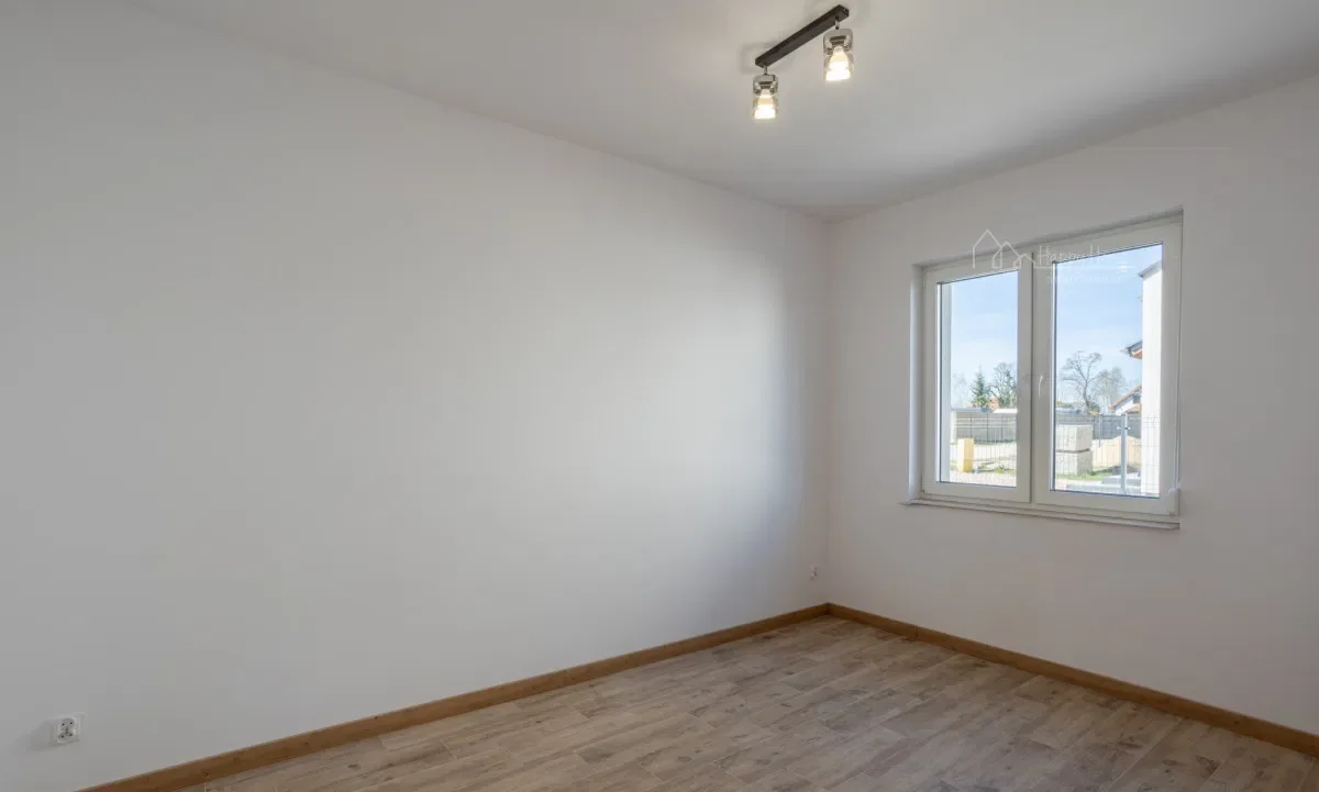 3 pokoje — Ogródek — Miejsce postojowe - zdjęcie 9