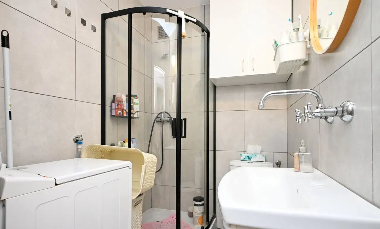 2 oddzielne pokoje 40 m2 Grzegórzki Dąbie ul. Alej - zdjęcie 9