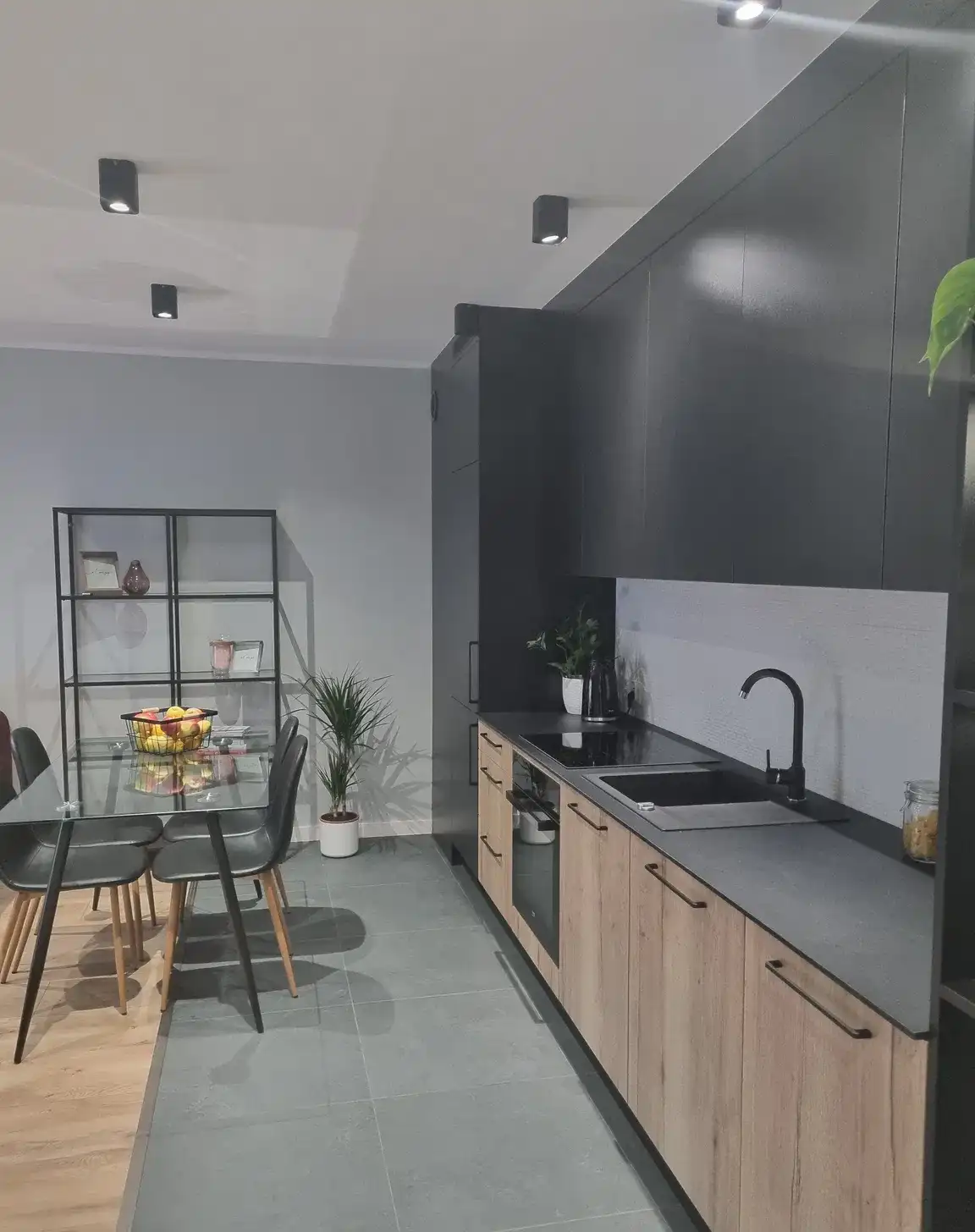 os.Karolinki z parkingiem, 3 pokoje (56m2 + balkon) - zdjęcie 6