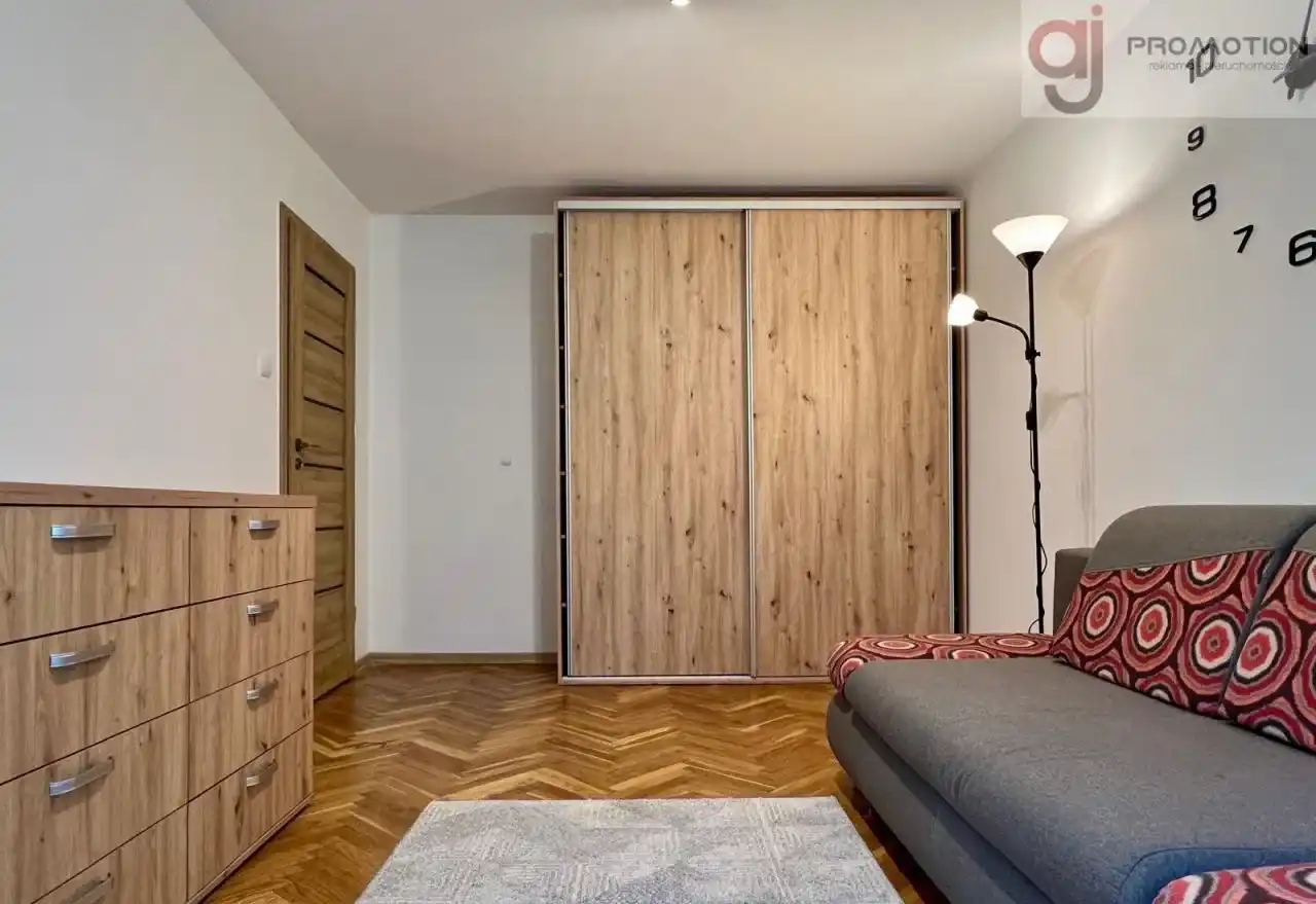 Rozkładowe dwa pokoje 47m2, ul. Pułaskiego - zdjęcie 3