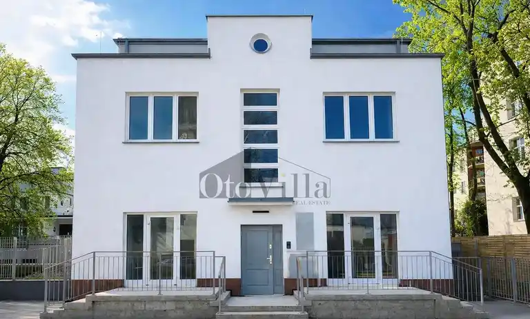 Nowoczesna willa na biuro po remoncie Żoliborz