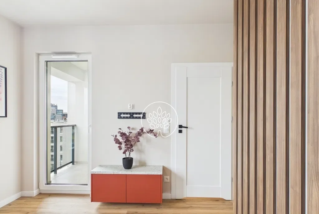 Nowoczesna kawalerka w apartamentowcu - zdjęcie 5