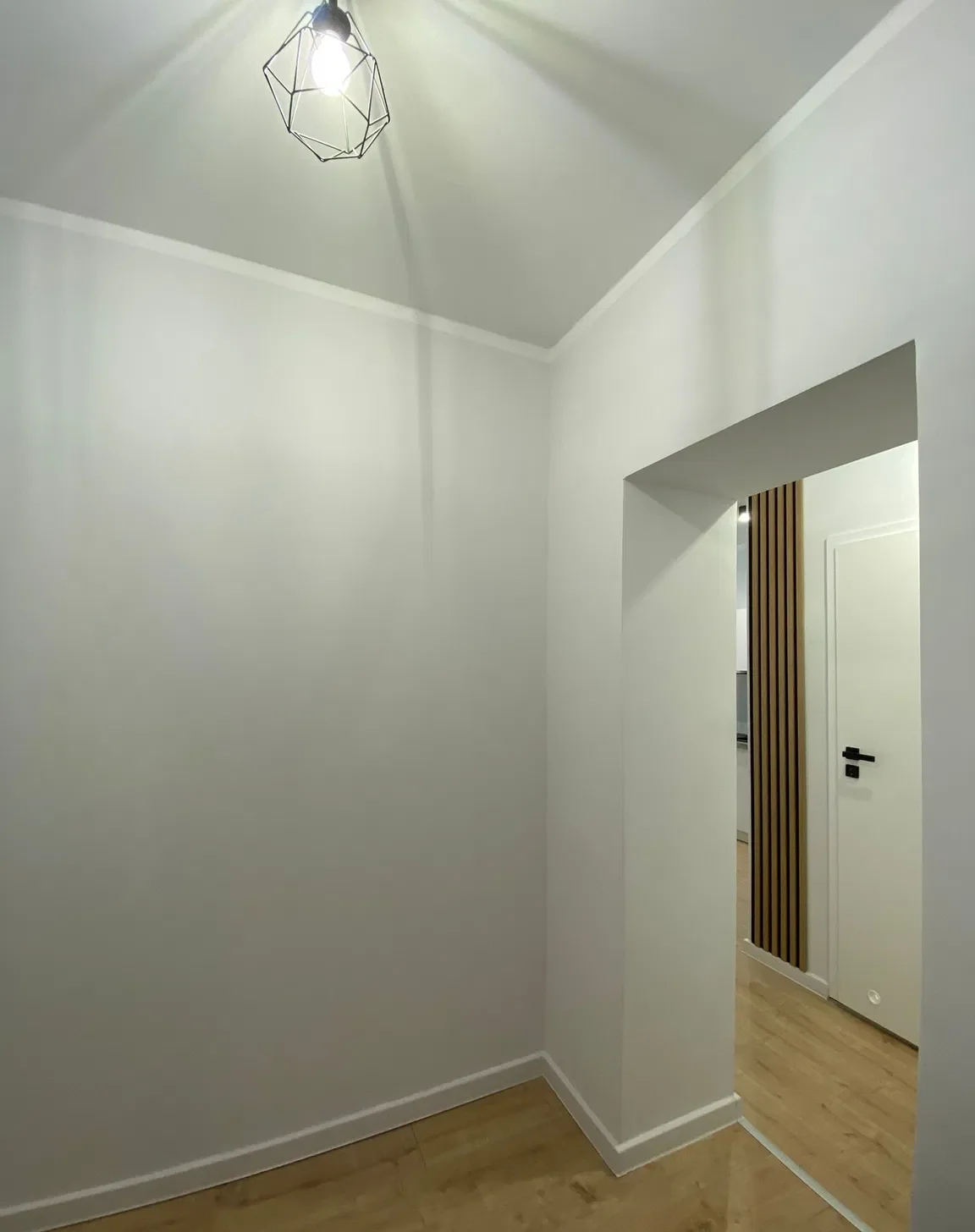 Świeżo wyremontowane 2-pokojowe mieszkanie 34 m² w Chorzowie - zdjęcie 7