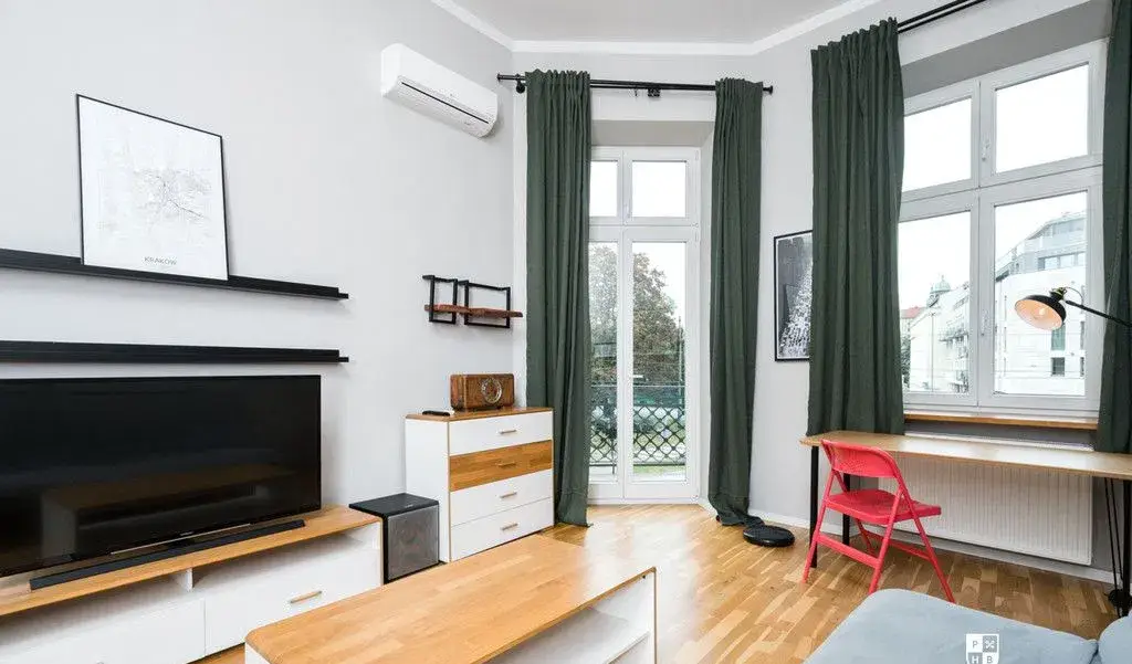 Mieszkanie 42m2, ul. Dietla. Widok na Wawel