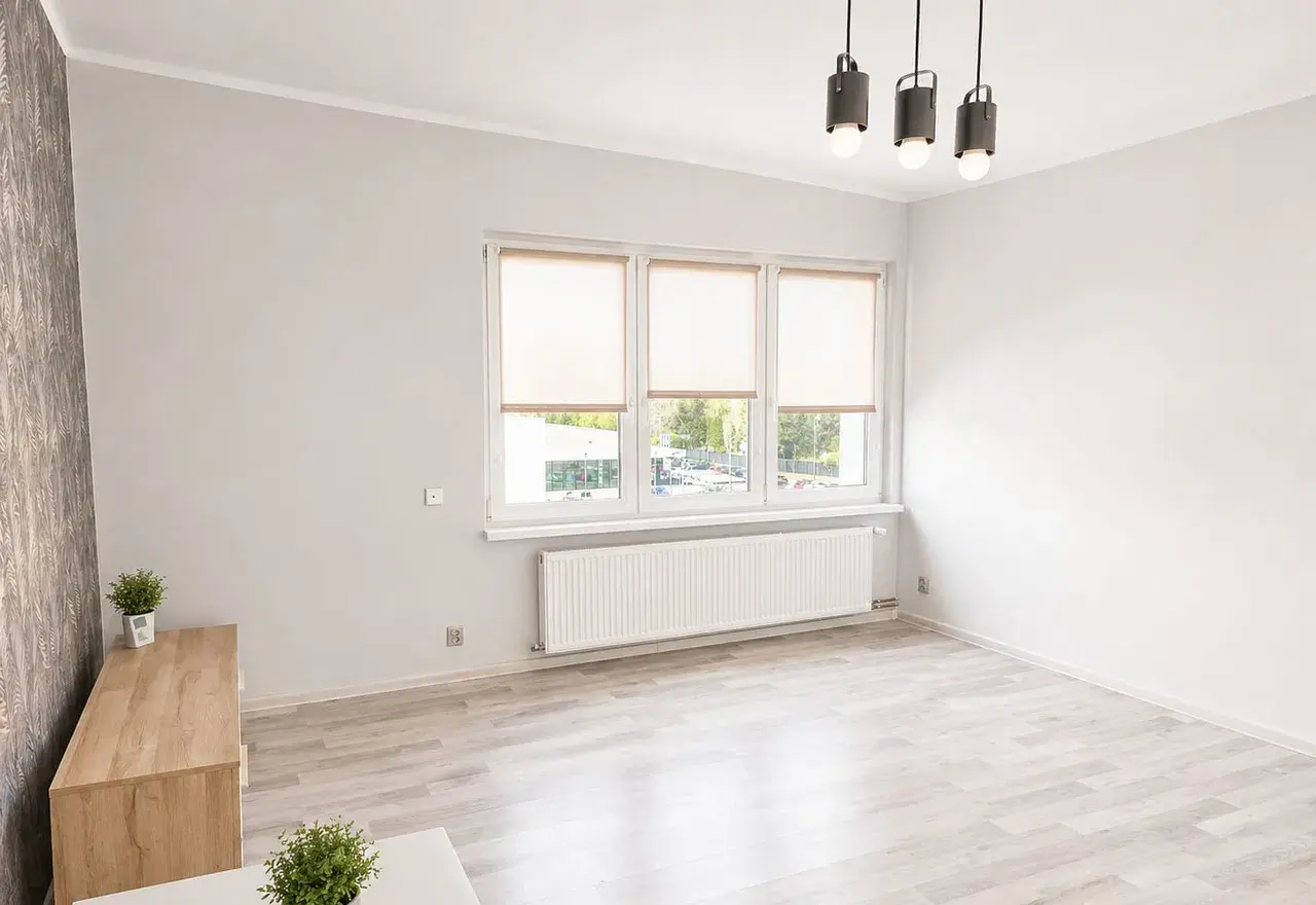 Przytulna kawalerka do wynajęcia – Bytom, Centrum, al. Legionów - zdjęcie 3