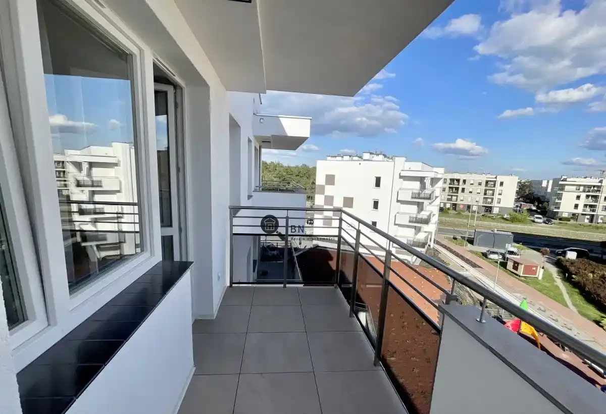 Nowe 2 pokojowe mieszkanie z garażem i komórką w Toruniu - zdjęcie 9