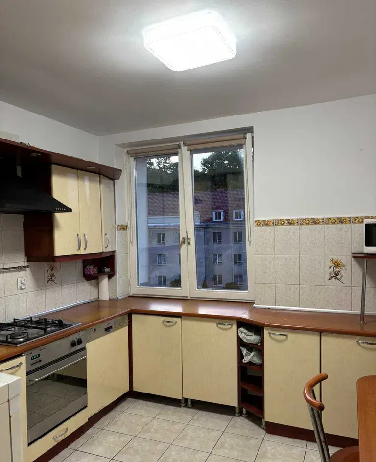od 01 sierpnia  mam do wynajęcia pok.2-os.18m2 w mieszk.3-pok.blisko Centrum Gdańska - zdjęcie 4