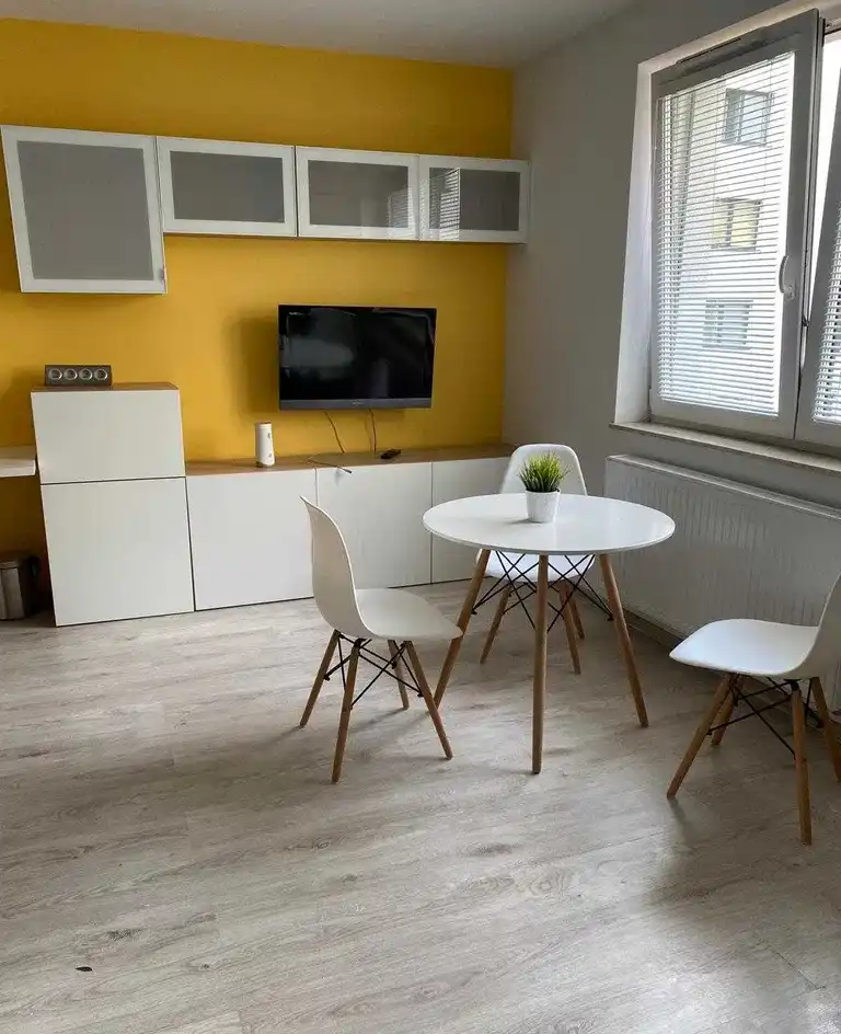 Wynajmę Kawalerkę przy ulicy legnickiej 57E we Wrocławiu - zdjęcie 4