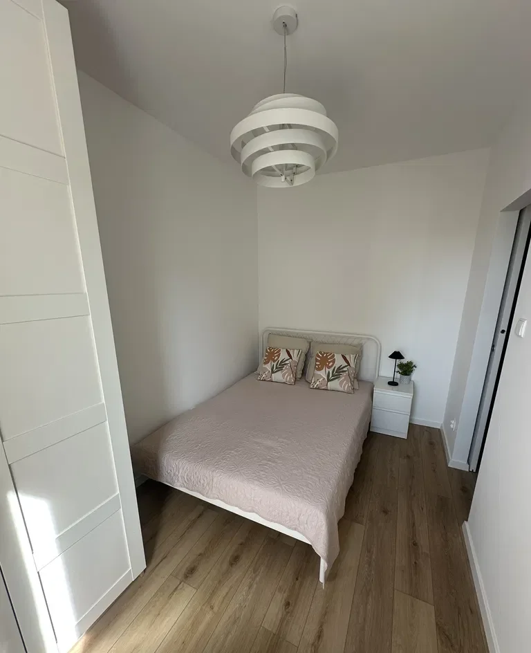 komfortowe mieszkanie 2-pokojowe z balkonem i garażem - zdjęcie 10