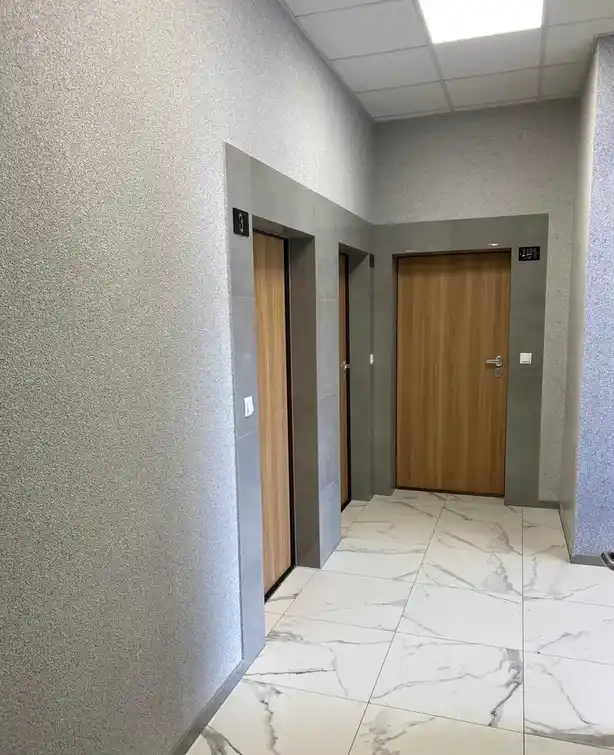 Do wynajęcia pokój jednoosobowy z balkonem przy os.Dywizjonu 303 Galeria Serenada - zdjęcie 7
