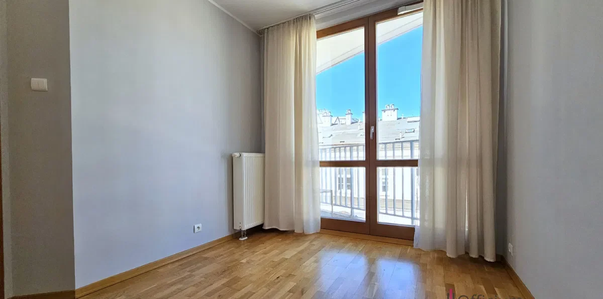 Apartament w nowoczesnym budynku, ścisłe centrum. - zdjęcie 5