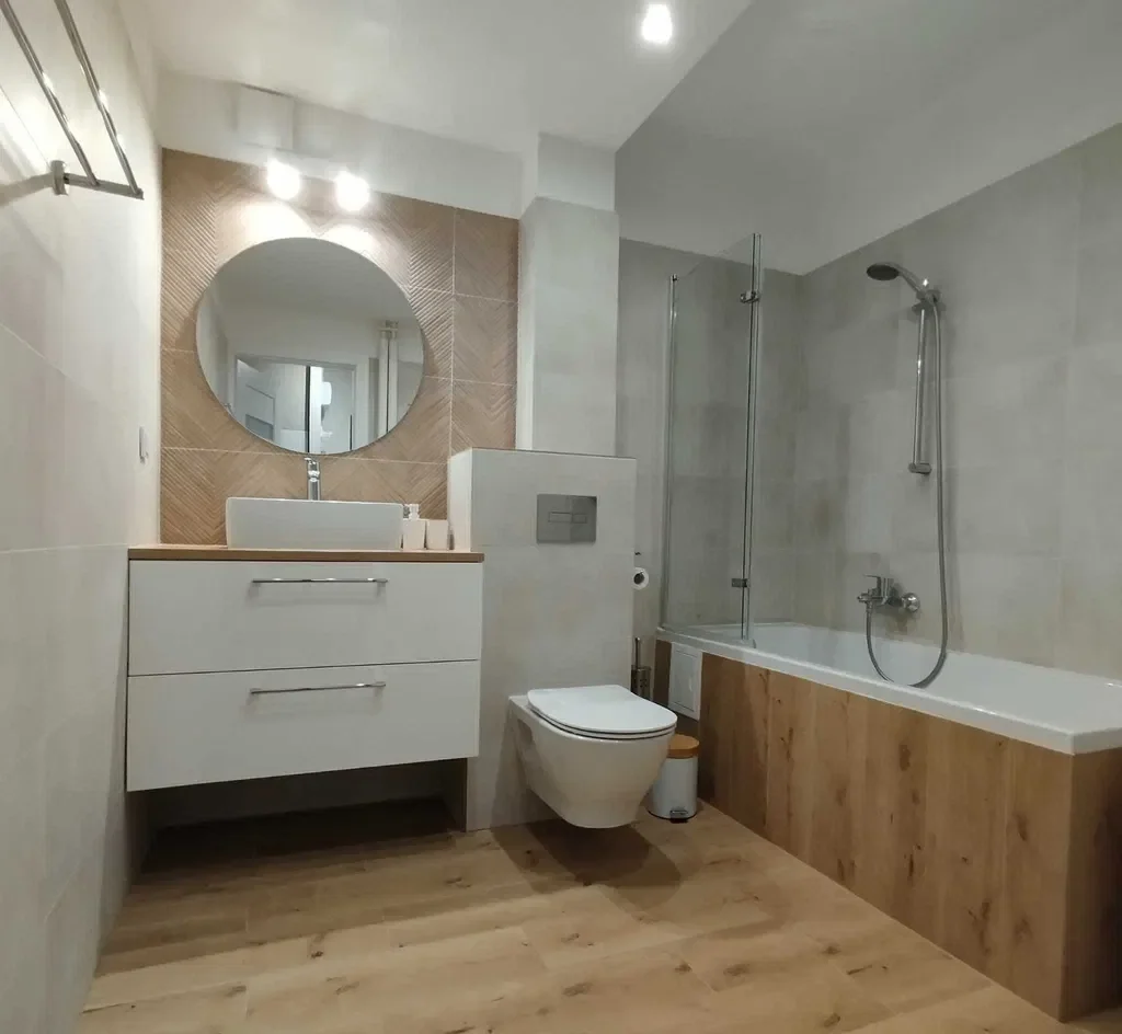 Przestronne 3 -pokojowe 55 m2 w centrum Bojary - zdjęcie 6