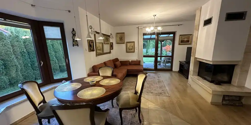 Wyjątkowy dom dla wyjątkowej rodziny w otulinie lasów Górnej Liswarty - zdjęcie 5