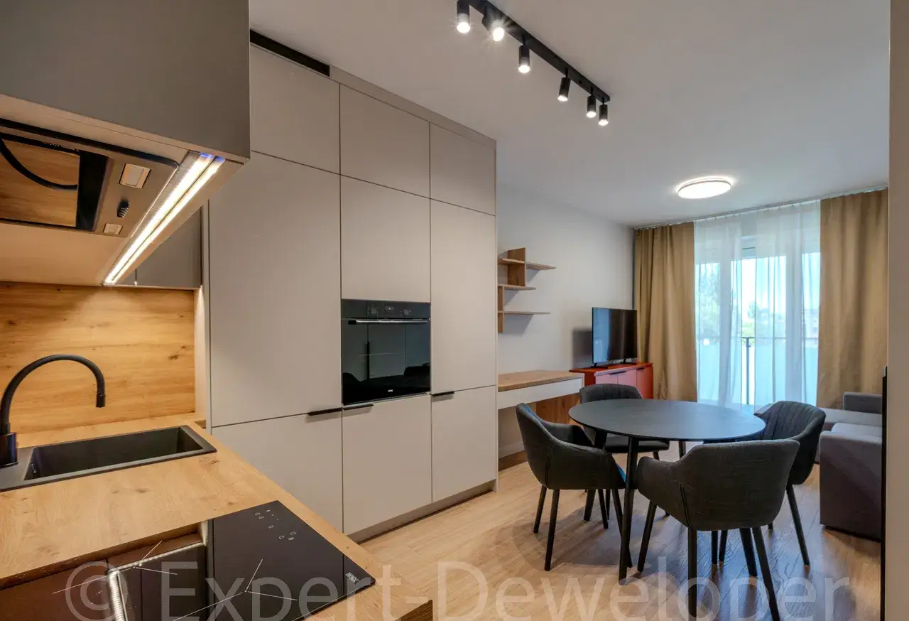 NOWA KAWALERKA | PIERWSZY NAJEMCA | BALKON | CENTRUM - zdjęcie 2