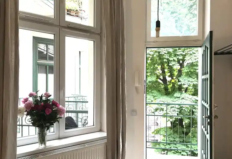 cicha kawalerka na Starym Mieście | balkon | bez prowizji