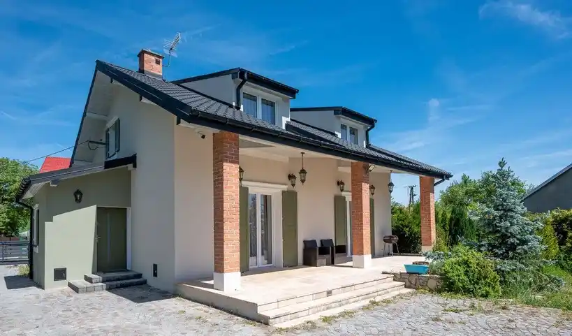 Piękny dom na wynajem | Ogród i garaż