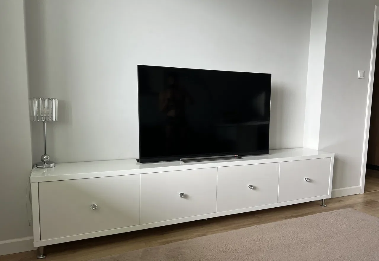 Nowoczesne 50m² w Cichym Centrum Bojar – Komfort i Styl (Budynek 2020) - zdjęcie 3