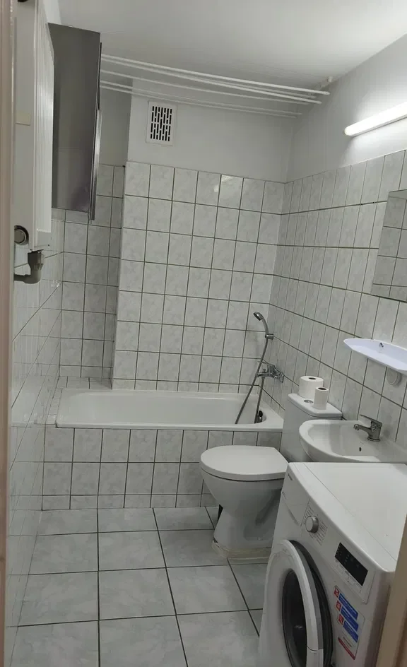 Wynajmę przestronną kawalerkę  o powierzchni 34 m² w Piasecznie - zdjęcie 8