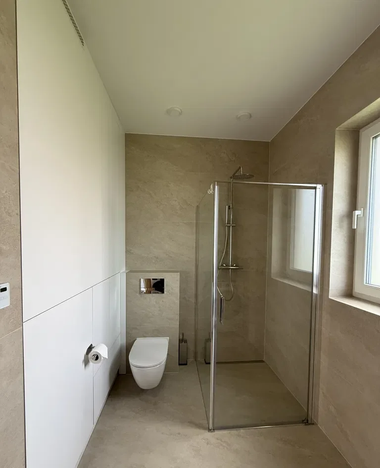 Wynajmę nowy dom 55m² z ogrodem i tarasem – Puck, ul. Paderewskiego 1d - zdjęcie 3