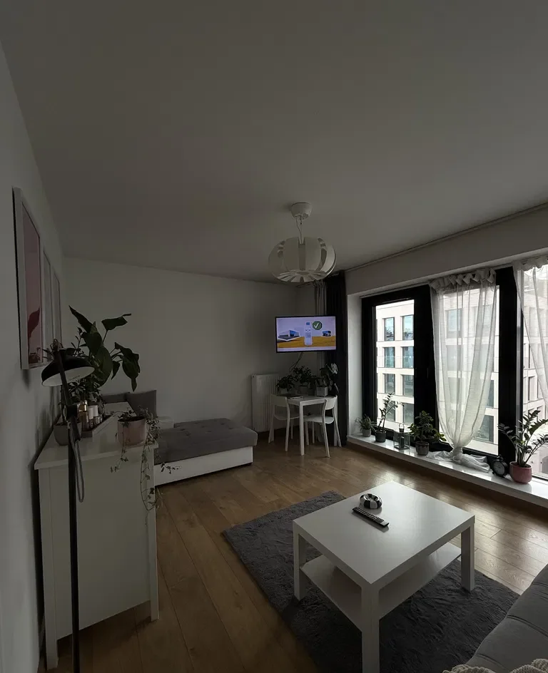 Nowoczesny  apartament 34 m² | Centrum Poznania | Widok na panoramę miasta - zdjęcie 2