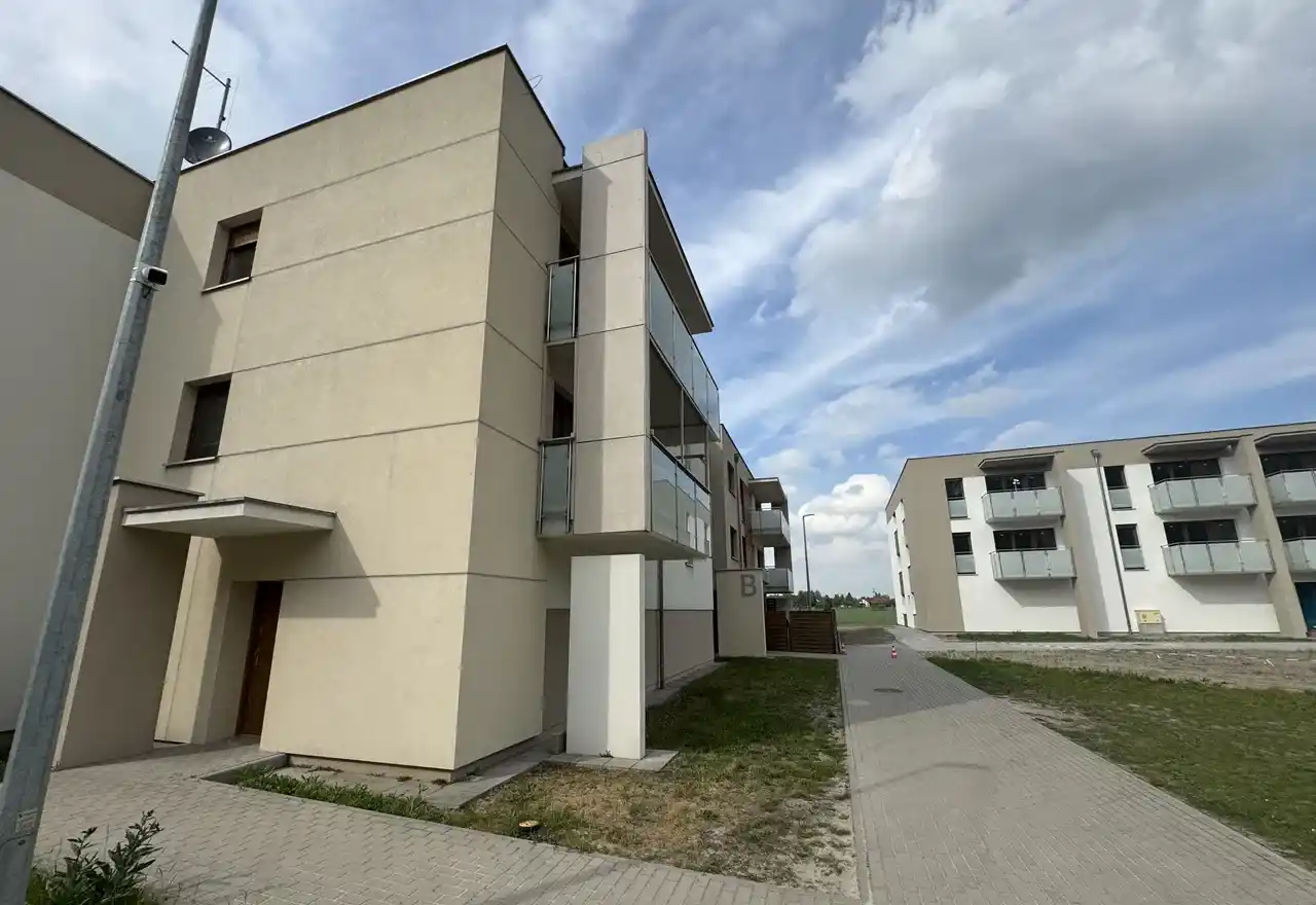 Mieszkanie przy lesie w Robakowie ul. Leśna 1b - zdjęcie 2