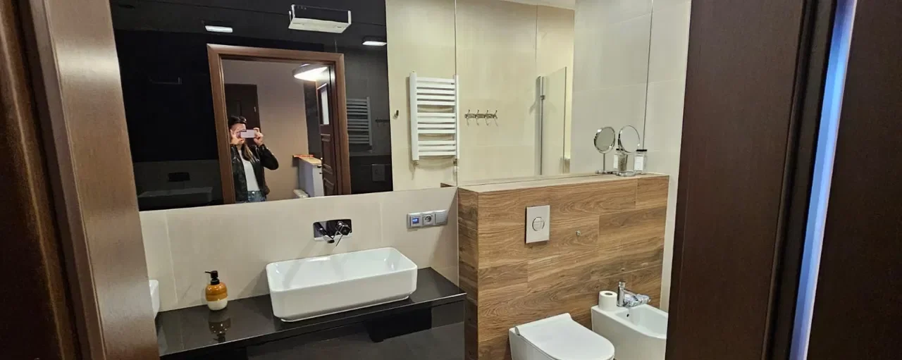 Dom szeregowy z garażem i klimatyzacją, 180 m² w CENTRUM - zdjęcie 6