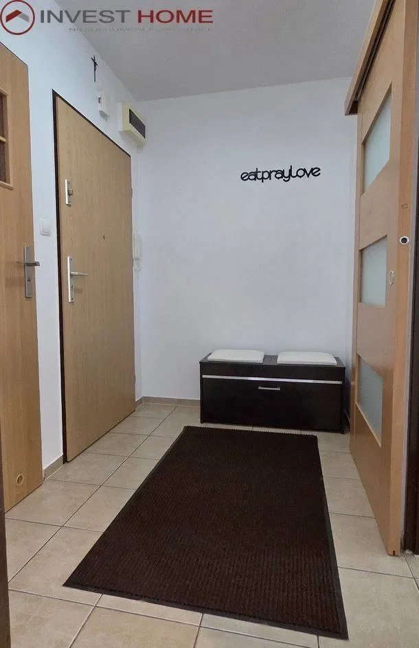 Koszarowa 17 blok, piwnica, balkon - zdjęcie 9