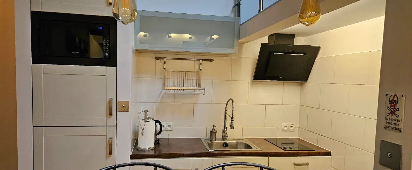 Studio z antresola w samym centrum Krakowa - Wynajem Okazjonalny - zdjęcie 6