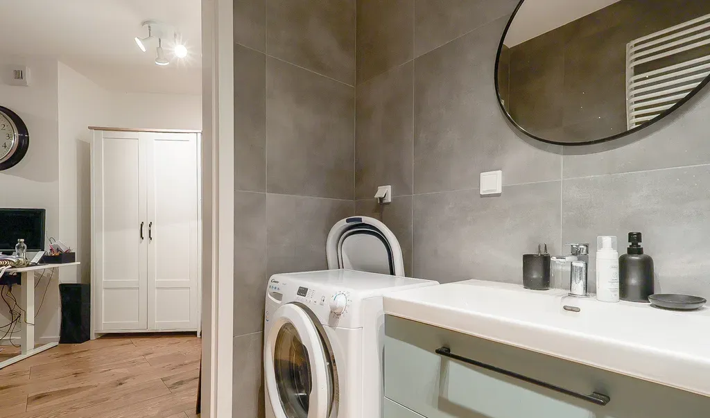 2pok, 43m² *Mogilska, Łaszkiewicza*, balkon - zdjęcie 8