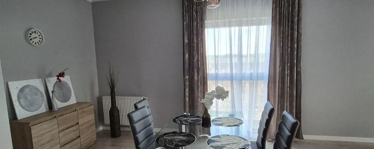 Bliźniak z garażem i umeblowaniem pod miastem - zdjęcie 5
