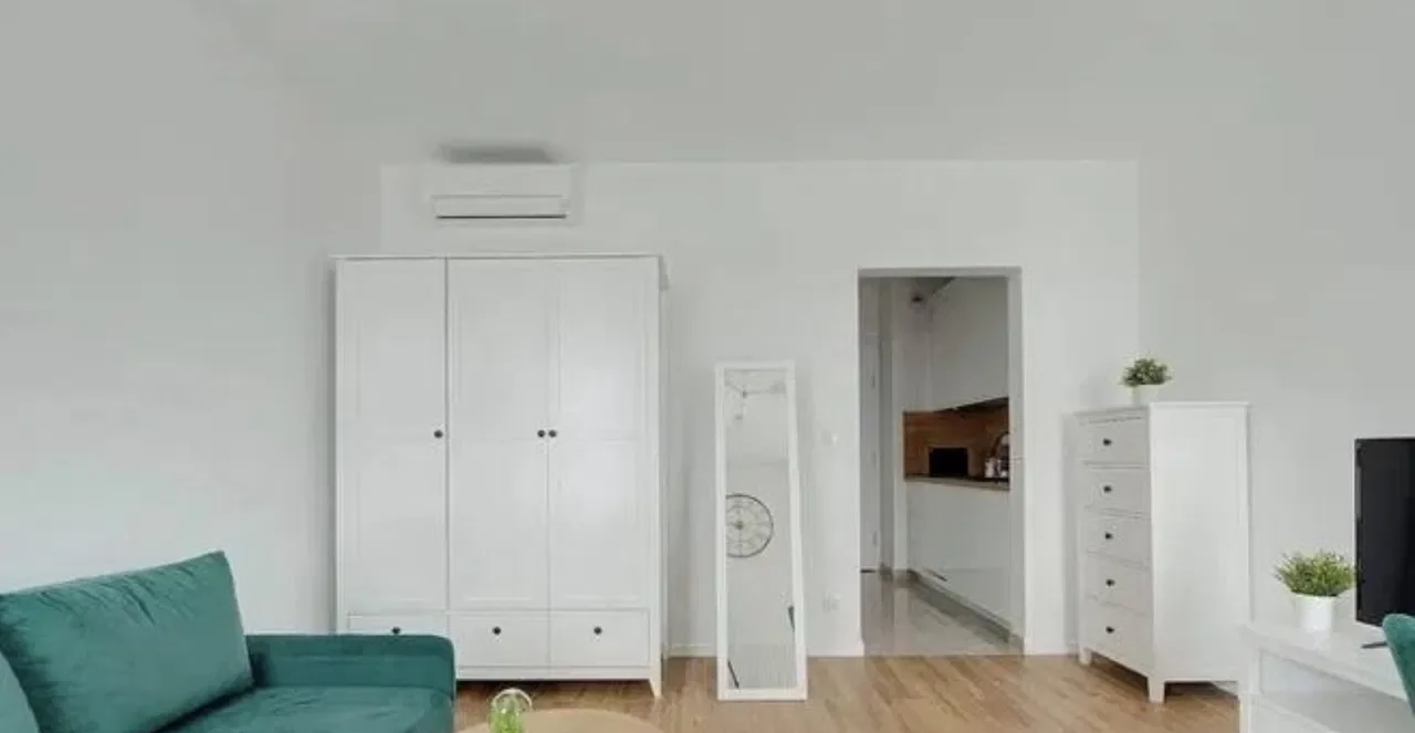 Kawalerka z klimatyzacją do wynajęcia | Studio for rent with AC - zdjęcie 2